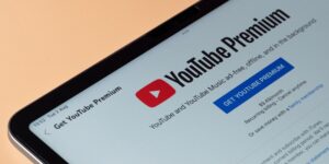 YouTube Premium Mod APK Slider 3